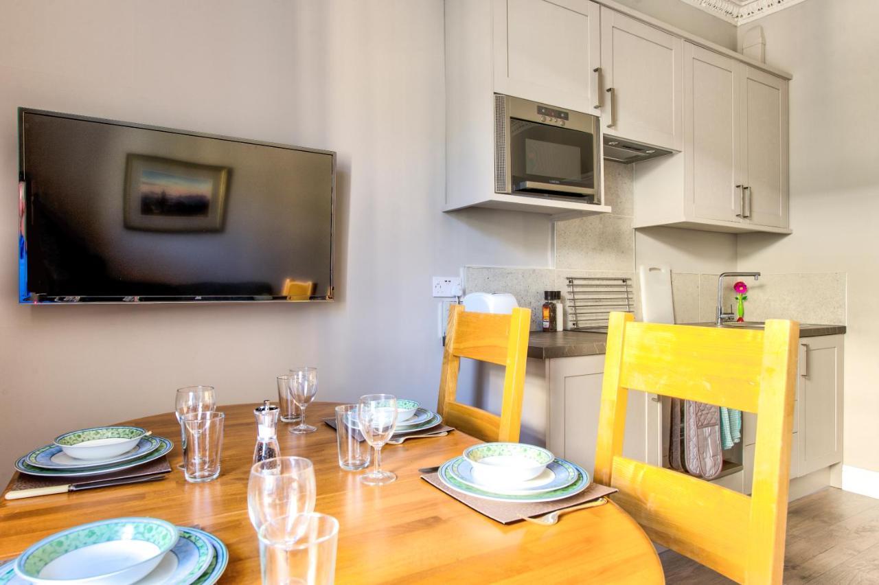 Beautifully Presented, Well Located, 2 Bed Apt. Edynburg Zewnętrze zdjęcie